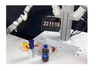 灵初智能端到端VLA模型Psi R0.5,两小时数据实现物品场景全泛化