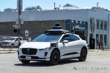 全球第一车企，集齐中美双版Waymo