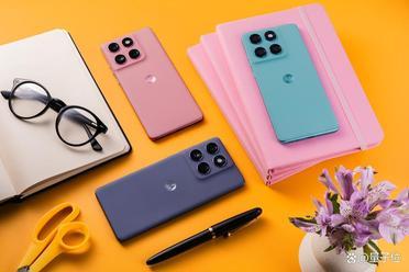 2295元起！联想moto最丰富产品形态AI手机发布