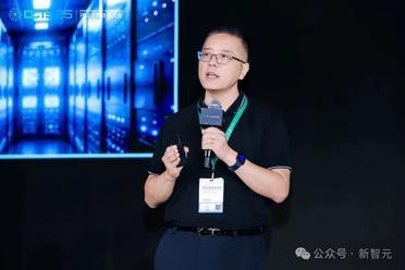 单机狂飙4万亿参数，国产AI「四大天王」首次合体！这台超节点鲨疯了