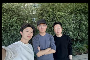 北大校友孙之清C位出镜，小扎看OpenAI直播夺人！1亿刀薪酬光速被签