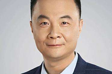 字节发了个机器人全能大模型，带队人李航
