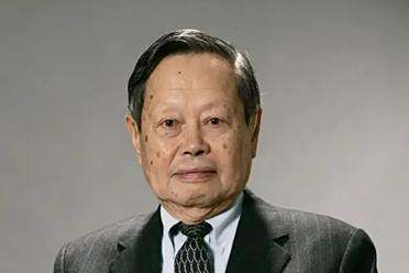 杨振宁教授千古！中国AI计算机产业因他而不同