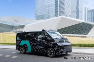 中国Robotaxi出海第一撞：全程合法合规，对方人类司机全责！