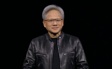 英伟达CEO黄仁勋专访：万亿美元押注AI工厂将成为新时代计算机