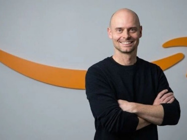 亚马逊AGI负责人离职，强化学习大佬Pieter Abbeel接任