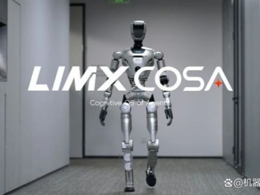 完爆Figure！全球首个具身Agentic OS问世！中国机器人实现「边思考边干活」