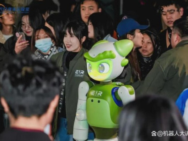 人形机器人的下一个万亿市场：叫“情绪经济”