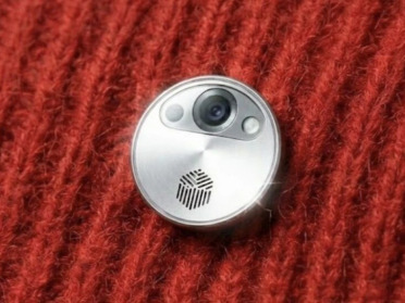 苹果入局AI Pin，或对标OpenAI，能否打破「电子垃圾」魔咒？