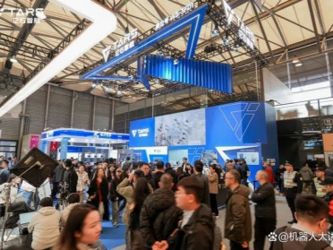 AWE 2026现场：被央视关注、破吉尼斯记录、具身智能“可视化”，这些AWE名场面怎么都是它？