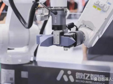 工业具身智能机器人的“头号玩家”，如何叩响1.3万亿新蓝海？