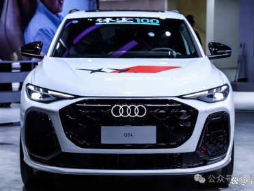 燃油SUV车主熬出头了！华为乾崑智驾加持，全新奥迪Q5L率先实现智能化