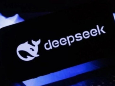 翻完DeepSeek报告，我们发现了中国AI的默契