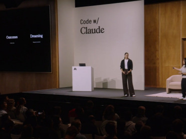 嘘，Claude正在「做梦」！睡一觉疯狂进化，一夜暴涨6倍战力