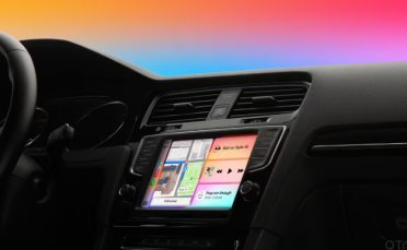 别再纠结车载CarPlay了！美造车新势力直言：AI定义车机让投屏方案沦为过去式