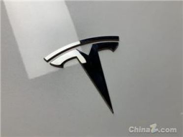 特斯拉车主狂喜！官方高调预热车载 AI 语音，传将首度接入国产双大模型