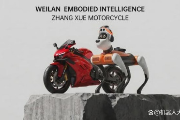 “张雪机车”式突围，正在具身智能赛道上演