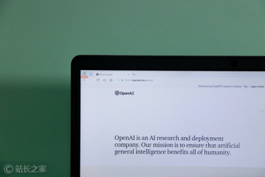 奥特曼宣布 AI 迈入阶段：普及、安全与易用的智能