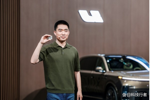 李想放话“今天的智能车都不算真智能”