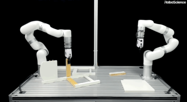 机器人有了“通用大脑”：RoboScience 发布 Visics 大模型，实现跨场景自主执行