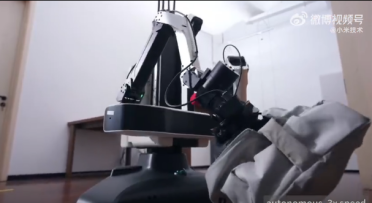 小米发布具身智能基底模型Xiaomi-Robotics-1，探索物理AI Scaling效应