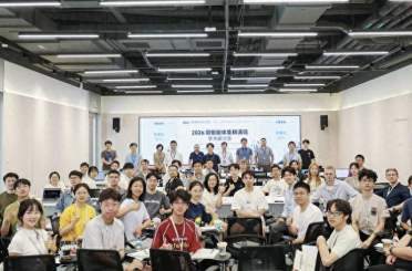 上海物理智能与机器人研究院举办2026简智能体集群涌现学术研讨会