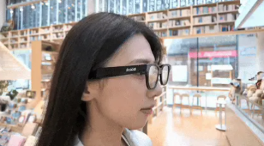 抬眼就能完成支付！微信支付智能眼镜 SDK 正式上线，Rokid 成首家适配品牌