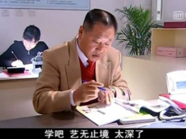 看完宇树G1那38秒搏击视频，我忍不住熬夜翻起了论文......