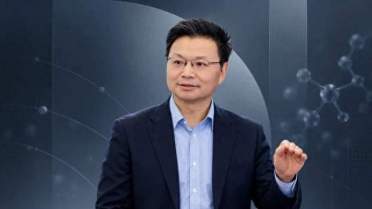 鄂维南院士：AI for Science的下半场，是重构整个科研体系