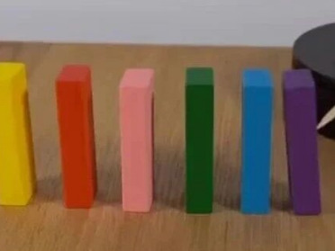 让自然语言成为世界模型的表征，英伟达Physis-Lang这样增强视频物理真实性
